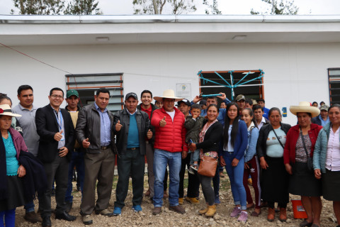 Inauguración de casa comunal Lingan Pata